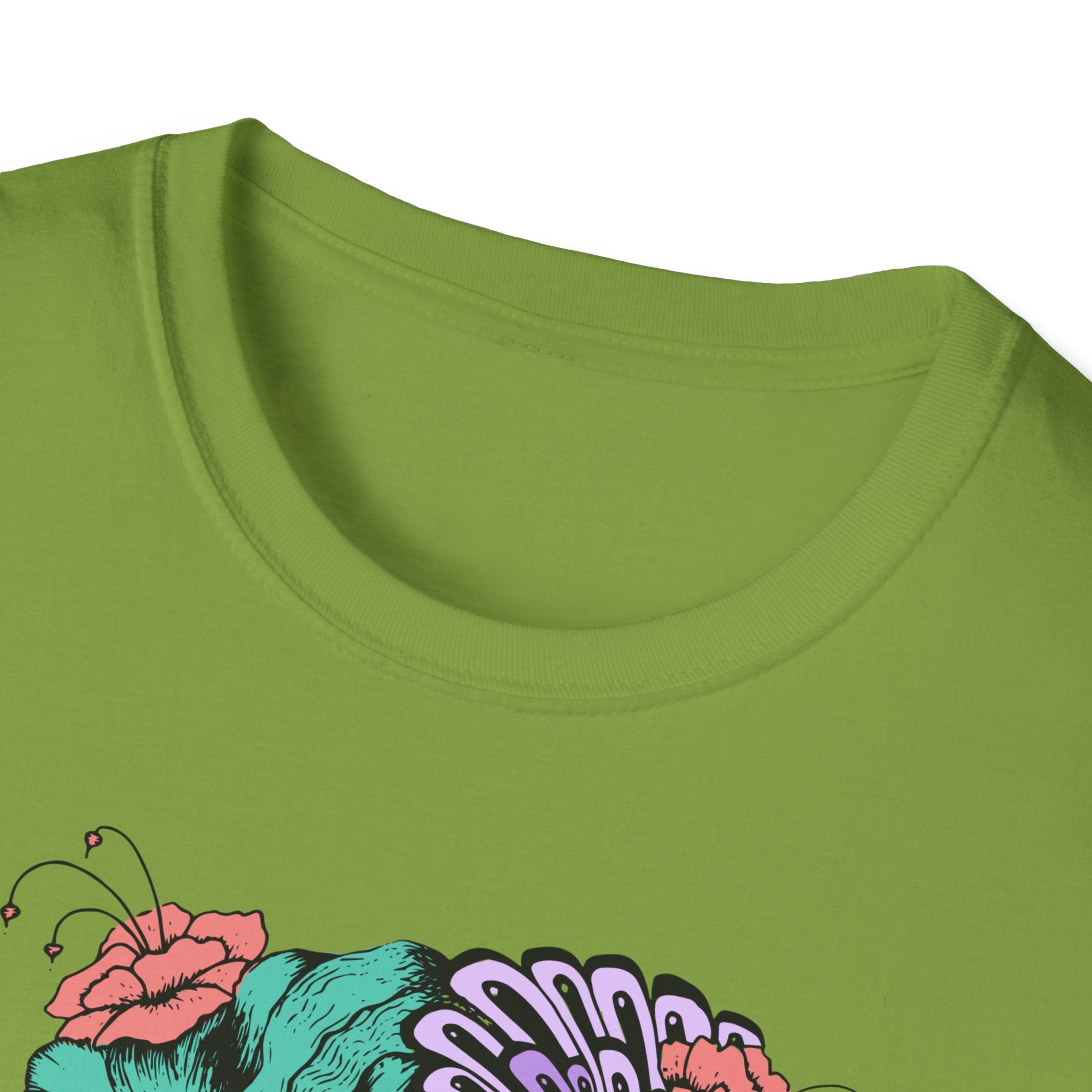 Stylish Floral T-Shirt with Vibrant Graphic, Unisex Tee, Casual Wear, Gifts for Her, Spring Fashion, Festival Outfits