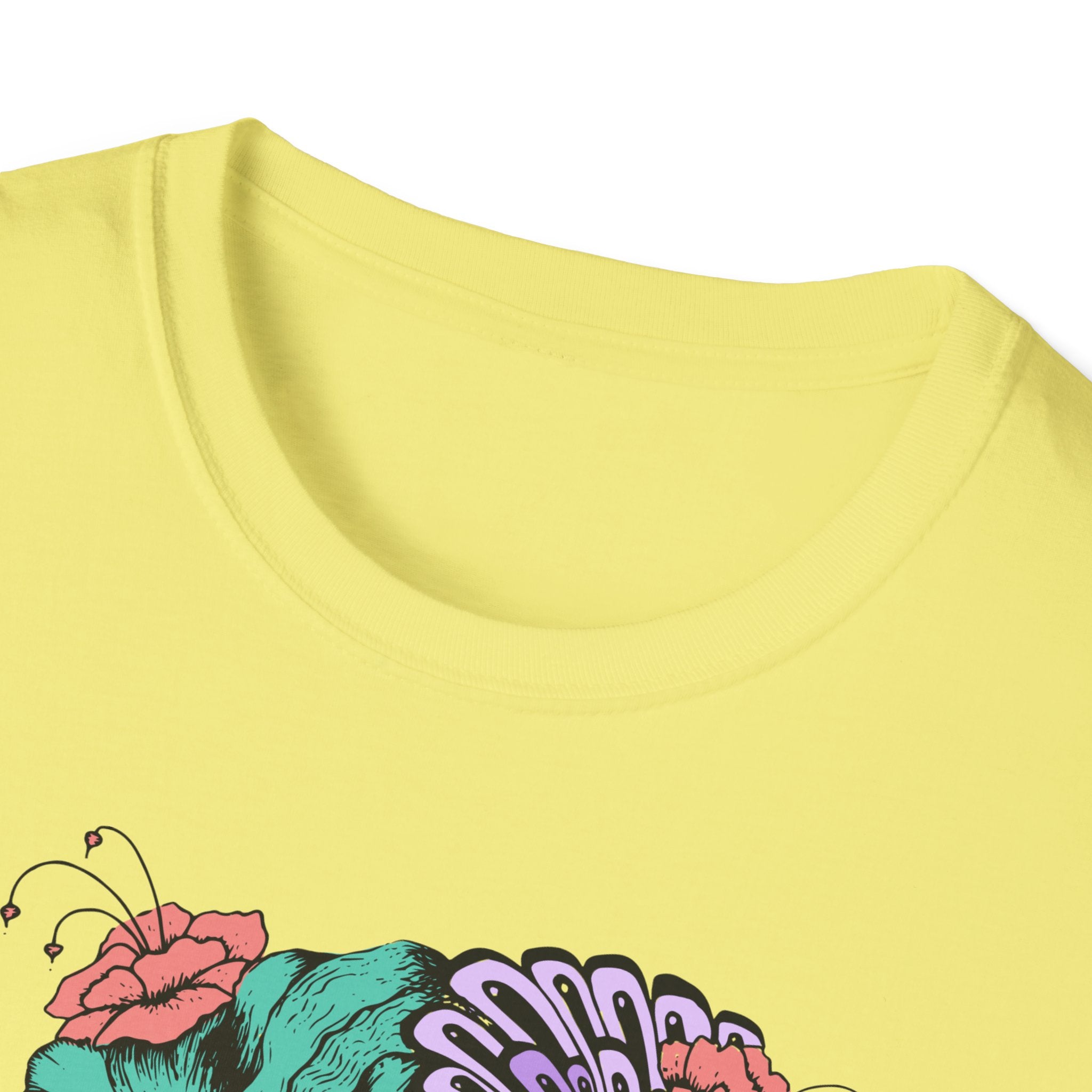 Stylish Floral T-Shirt with Vibrant Graphic, Unisex Tee, Casual Wear, Gifts for Her, Spring Fashion, Festival Outfits